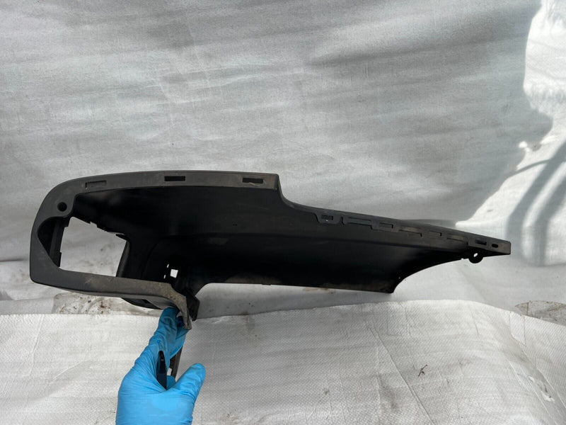 RENAULT TRAFIC 2014-2019 PASSENGER SIDE REAR BUMPER CORNER 850162827R