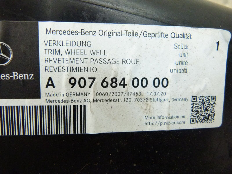 MERCEDES SPRINTER W907 2018-ON FRONT RIGHT WHEEL ARCH MUDGUARD A9076840000 WR534