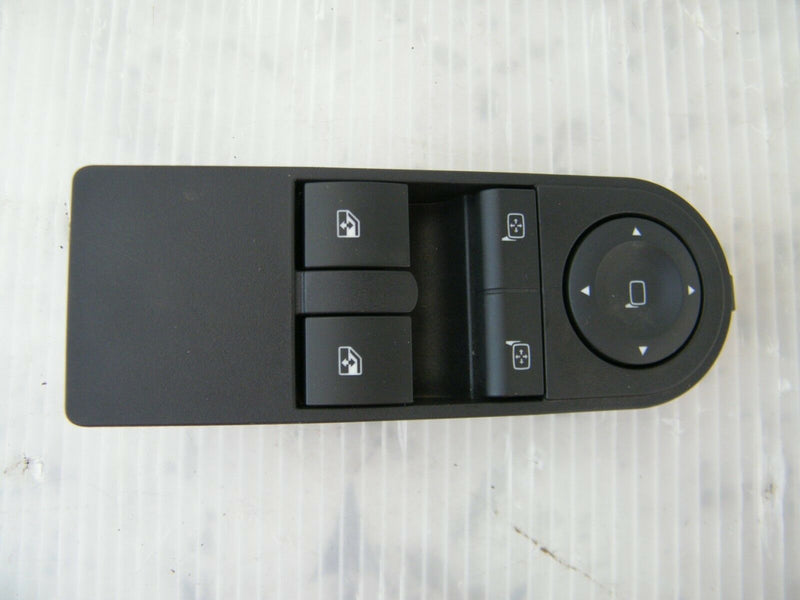 ASTRA H MK5 2004-2010 /ZAFIRA B - DRIVER SIDE ELECTRIC WINDOW SWITCH 13228706
