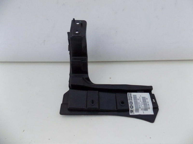 FIAT 500L 2012-2014 REAR BUMPER BRACKET GUIDE LEFT SIDE *NEW* 51977167 /S01-20