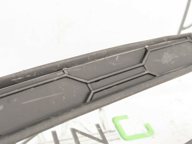 SKODA OCTAVIA 2020-ON FRONT BUMPER LEFT FOG LIGHT GRILL SURROUND