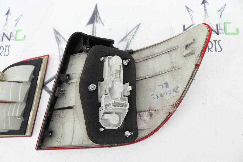 MB B CLASS W245 2006-2011 REAR LEFT LIGHT LAMPS SET A1698202364 A1698201564
