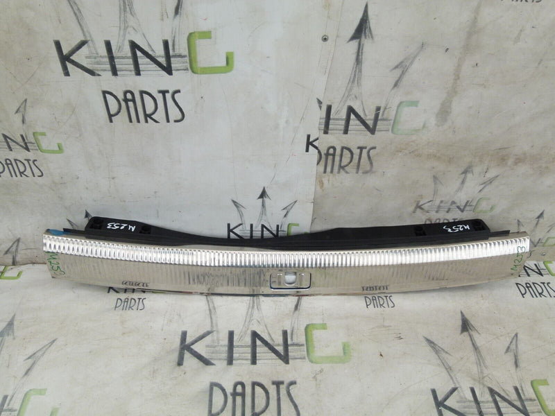 AUDI A6 C64F 2006-2011 ESTATE BOOT TRUNK CHROME COVER PLATE 4F9864483
