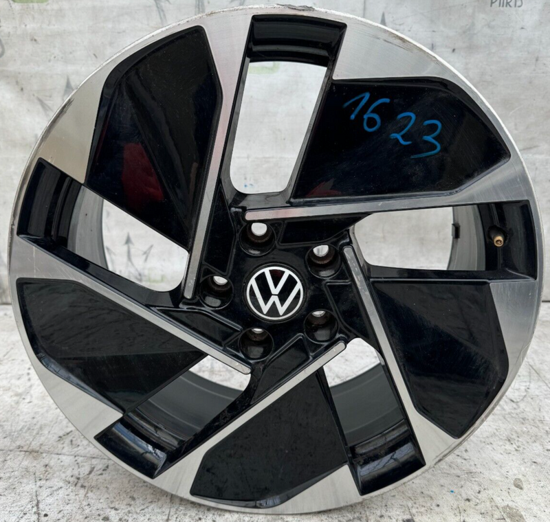 VW ID3 ID.3 GENUINE ALLOY WHEEL RIM 18' 7,5Jx18H2 ET50 / 10A601025C