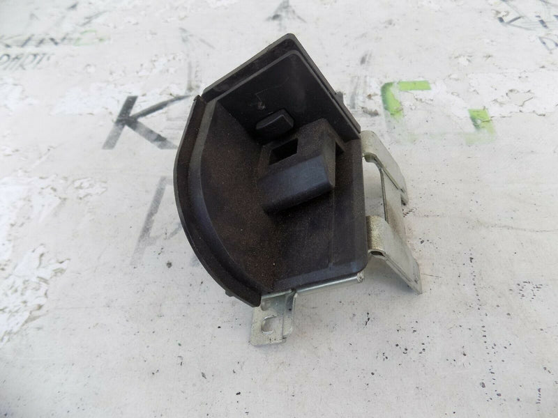 BMW 5 SERIES F11  RIGHT BOOT LOAD COVER SUPPORT BRACKET HOLDER RH 9168473