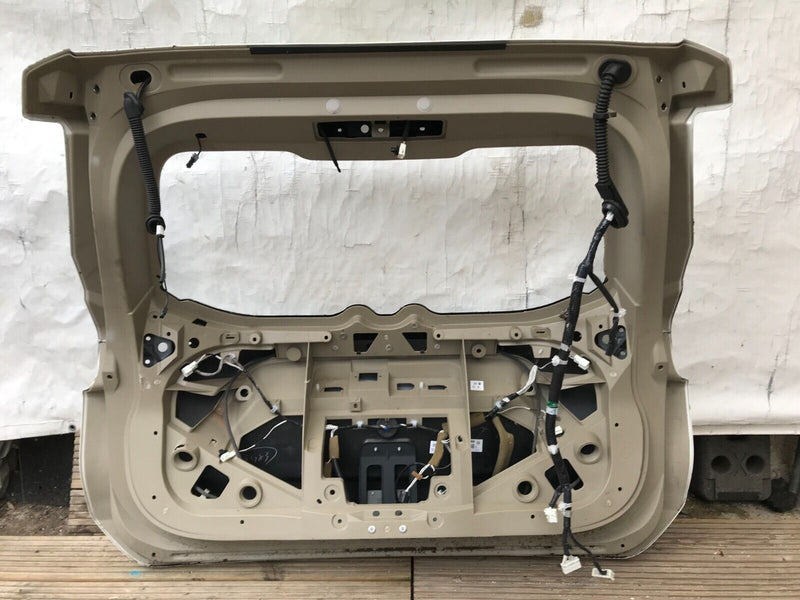 NISSAN X-TRAIL T32 2013-20 TAILGATE BOOT LID PLASTIC PANEL & LATCH LOCK