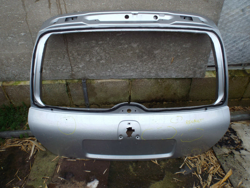 Renault Clio MK2 2003-2005 Genuine Tailgate Bootlid Silver Without Glass