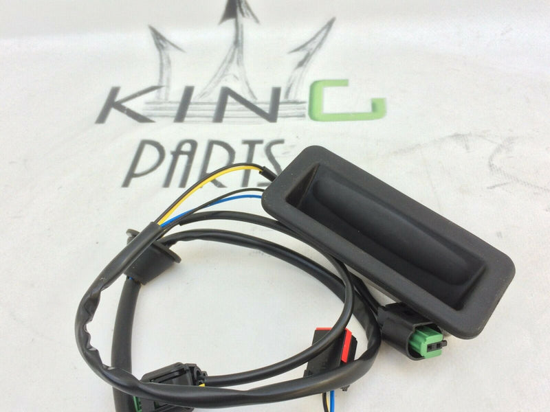 RANGE ROVER SPORT L320 2010-13 BOOTLID HANDLE RELEASE SWITCH TAILGATE YUZ500020