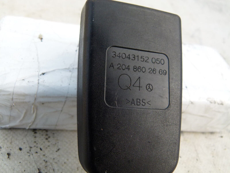 MERCEDES C W204 2007-11 REAR MIDDLE SEAT BELT BUCKLE GENUINE A2048602669