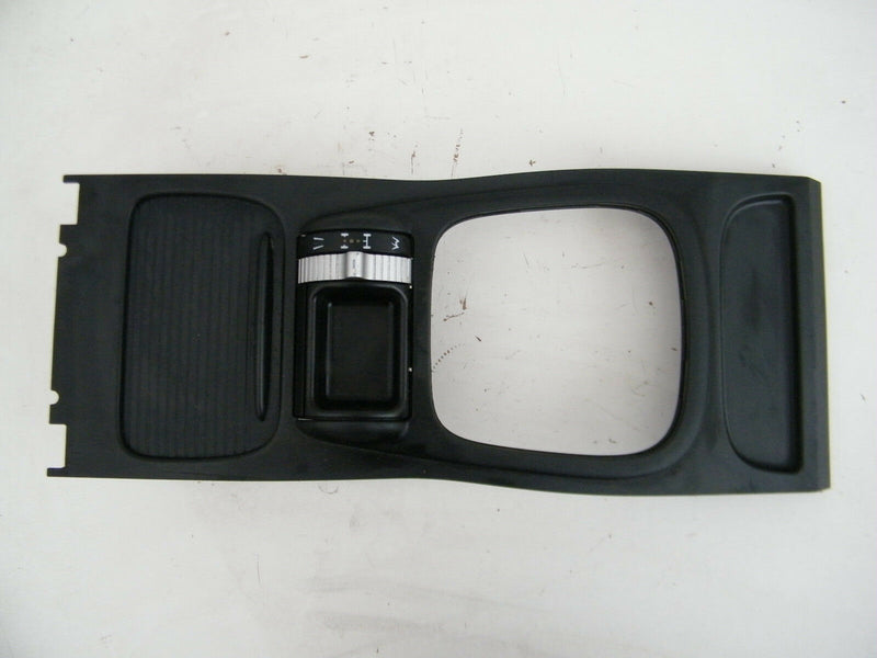 VW TOUAREG (7L) 02-06 CENTRE CONSOLE DASH TRIM PANEL FRAME & DIFFERENTIAL SWITCH