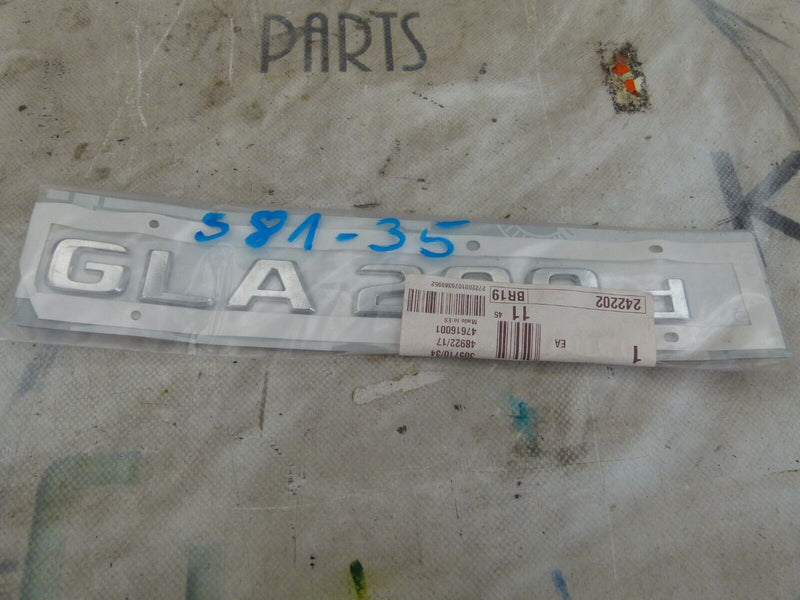 MERCEDES GLA X156 2013-2017 BOOTLID GLA200D EMBLEM GENUINE A1568171300