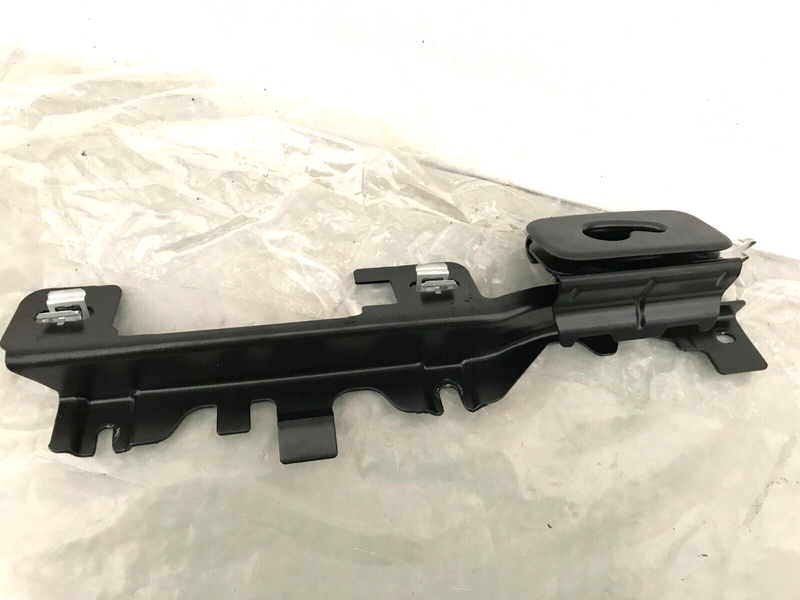 MERCEDES GLC X253 2016-21 REAR RIGHT SIDE ROOF HANDLE BRACKET HOLDER A2538150631