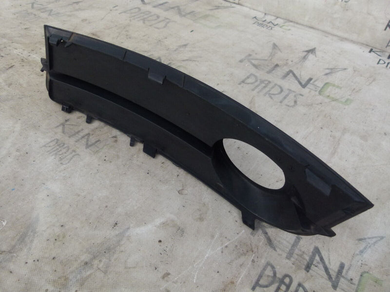 AUDI TT 2006-10 FRONT BUMPER RIGHT FOG LIGHT TRIM GENUINE 8J0807682 S80-01