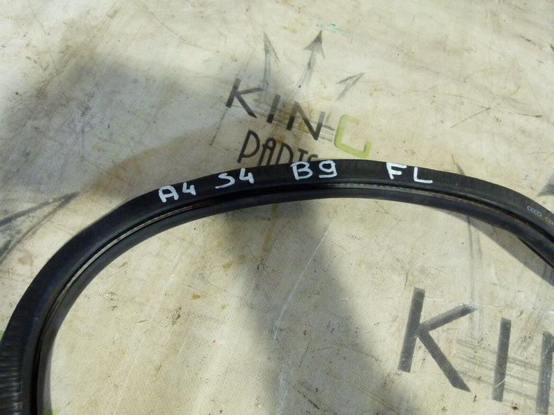 AUDI A4 S4 8W B9 2016-ON REAR LEFT SIDE DOOR RUBBER SEAL GENUINE 8W5833721B