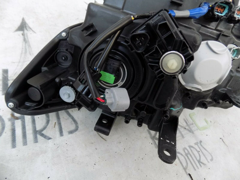 NISSAN X-TRAIL N-CONNECTA 2017-2021 HEADLIGHT GENUINE RIGHT DRIVER SIDE
