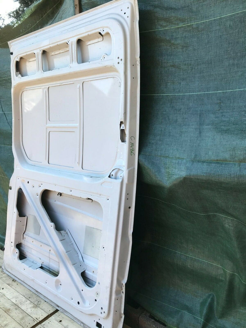 MERCEDES SPRINTER 906 2006-17 LEFT PASSENGER SIDE SLIDING DOOR PANEL