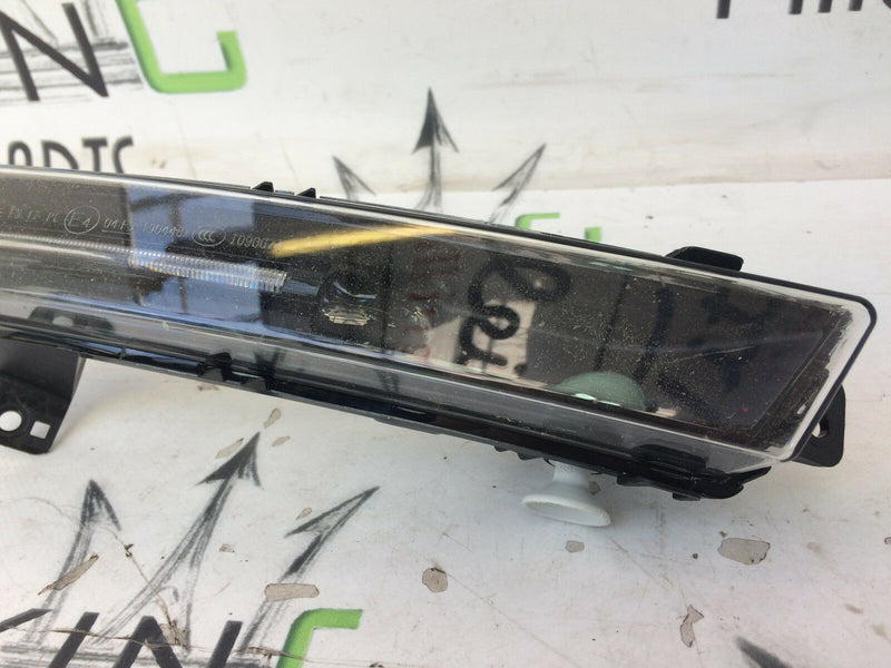 JAGUAR F-PACE X761 FOG LIGHT LED DAYTIME RUNNING LIGHT RIGHT SIDE 1058.002R