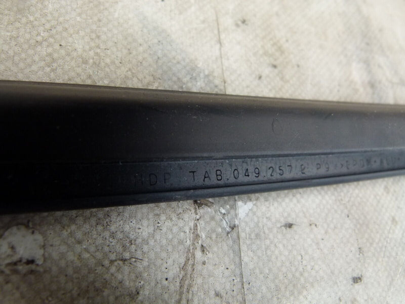 VOLKSWAGEN ID.4 2020-ON FRONT RIGHT DOOR MOULDING SEAL GENUINE 11A837478