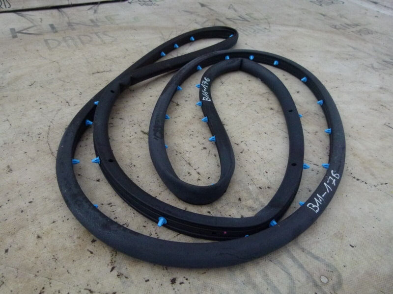 FORD FUSION 2013-16 REAR RIGHT DOOR SEAL STRIP GENUINE DS7Z-5420530-D
