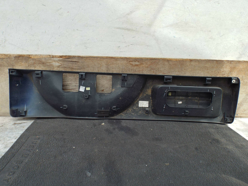HONDA CRV C-RV 2005-2007 FACELIFT TAILGATE COVER PANEL GENUINE BLUE (A1225)