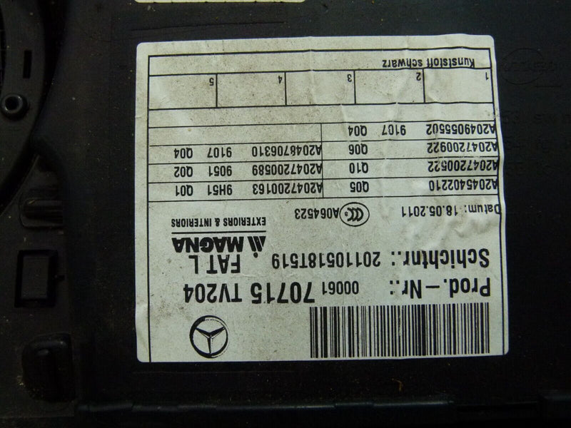 MERCEDES C W204 2007-2011 FRONT LEFT DOOR CARD GENUINE A2045402210