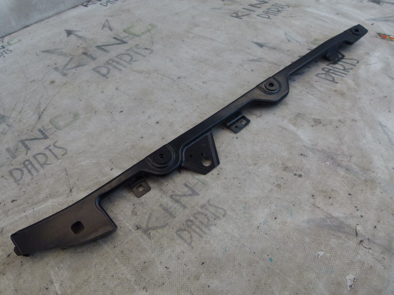 PORSCHE MACAN 2014-18 REAR RIGHT WING MOUNT BRACKET GENUINE 95B809574