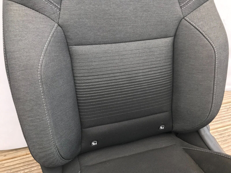 RENAULT CAPTUR MK2 2020-ON GENUINE FRONT SEAT RIGHT DRIVER SIDE & BUCKLE BELT