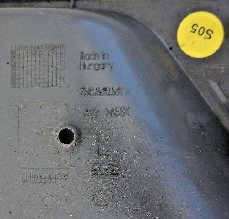 SEAT ALHAMBRA 2010-2015 REAR LEFT HANDLE WITH SPEAKER & WINDOW SWITCH 7N0868161A