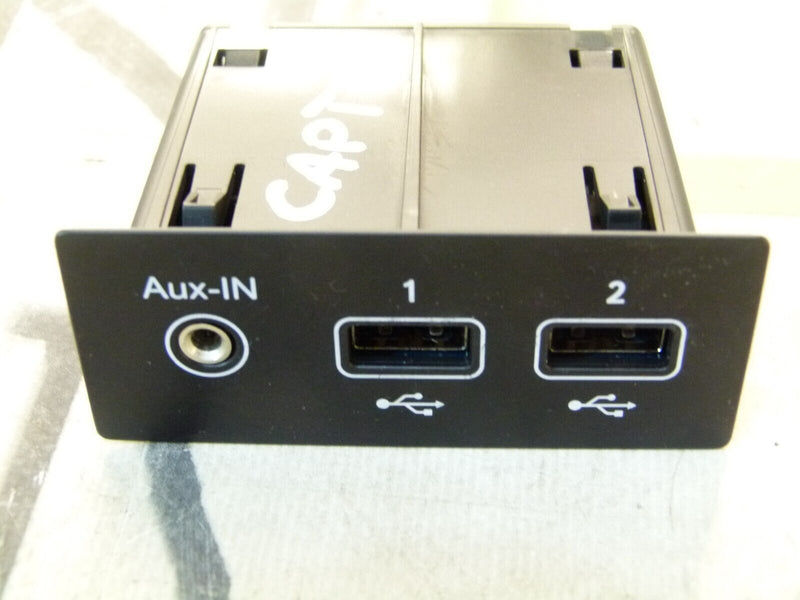RENAULT CAPTUR 2020-ON AUDIO AUX USB CONNECTOR SOCKETS 280231553R
