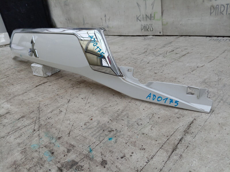 MITSUBISHI OUTLANDER 2014-2019 TAILGATE COVER BOOT LID TRIM 5817A265-02