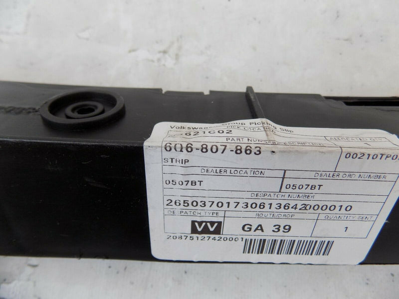 VW POLO 2005-2009 CENTRE REAR BUMPER MOUNT 6Q6807863