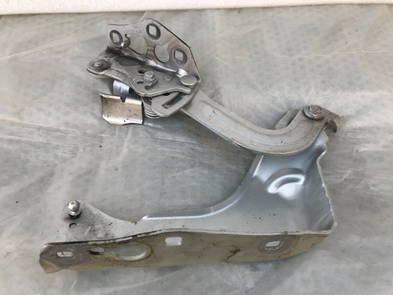 MERCEDES GLC X253 2016-2023 RIGHT DRIVER SIDE HINGE BONNET GENUINE A2538800228