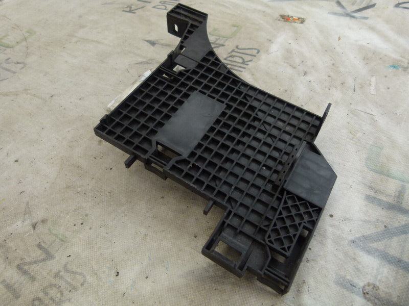 RANGE ROVER EVOQUE 2012-15 LEFT HEADLIGHT BRACKET GENUINE 00122222