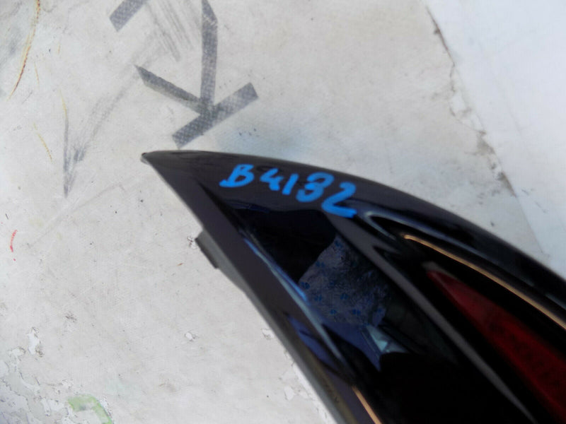 FORD MONDEO HATCHBACK 15-ON REAR BUMPER CENTRE PAD GENUINE DS7317K922MAW