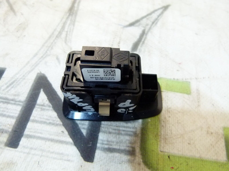 RENAULT CAPTUR 2020-ON REAR RIGHT WAINDOW CONTROL SWITCH P254013877R