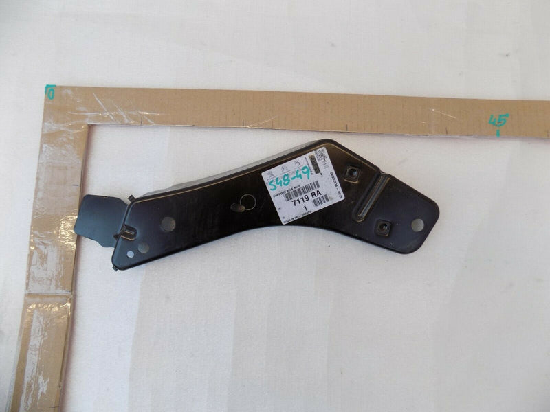 PEUGEOT 308 T7 2008-2013 FRONT LEFT WING FENDER MOUNT BRACKET 7119.RA /S48-49