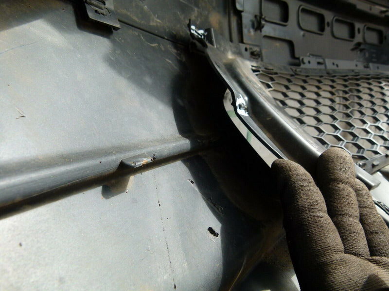 LAND ROVER FREELANDER II LCI 2010-14 GENUINEFRONT BUMPER &GRILL BH52-8A133