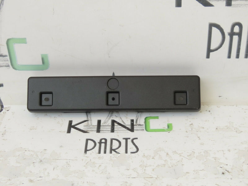 HYUNDAI i30 2019-ON FASTBACK FRONT NUMBER PLATE HOLDER SHORT *NEW* G4AA0