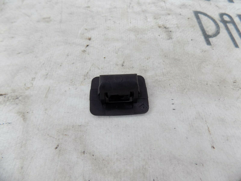 HYUNDAI / KIA FLOOR COVER PANEL CLIP 500x PIECES / BAG 85753-26000