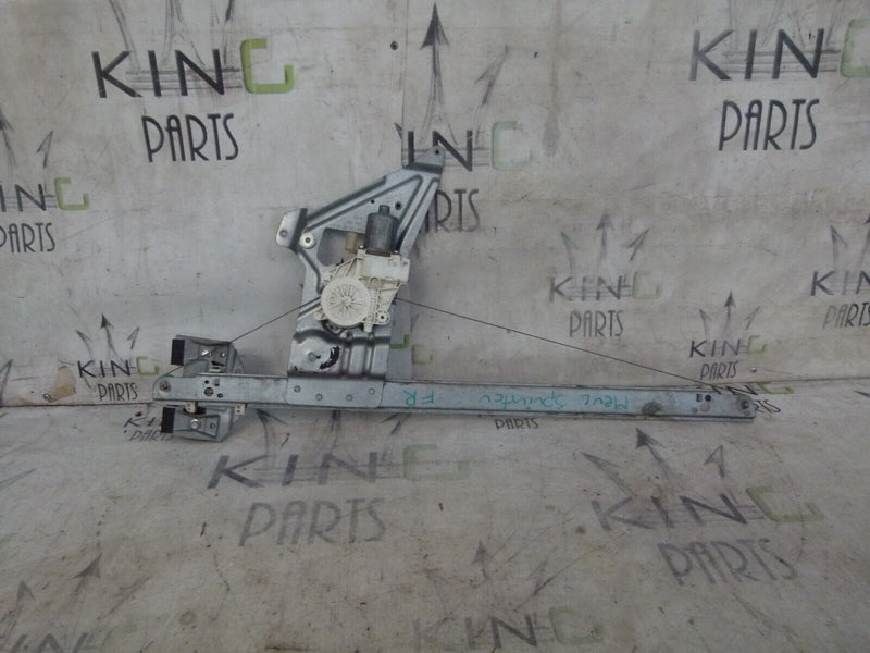 MERCEDES SPRINTER 2019-ON FRONT RIGHT WINDOW MOTOR GENUINE A9067200046