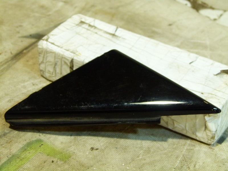 AUDI A4 S4 8W B9 2016-ON FRONT RIGHT DOOR WINDOW CORNER COVER TRIM 8W0837638