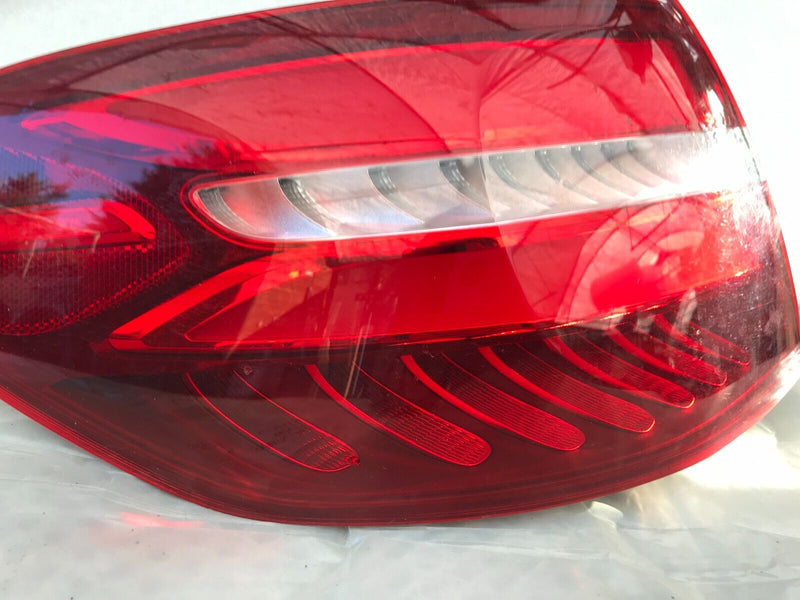 MERCEDES GLC X253 SUV 2016-2018 LEFT SIDE REAR QUARTER BOOT TAILGATE TAIL LIGHT
