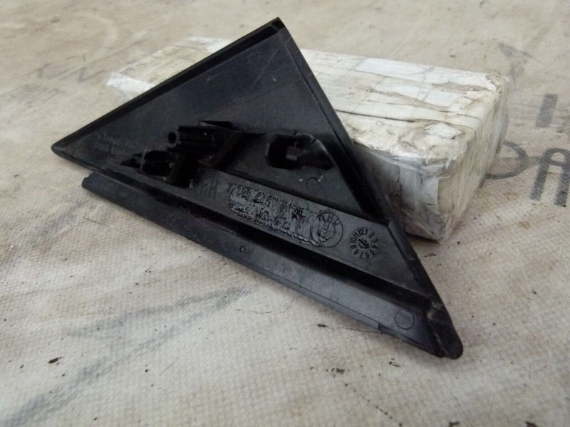 MINI COUNTRYMAN F60 2017-ON FRONT LEFT DOOR TRIM CORNER GENUINE 18667510