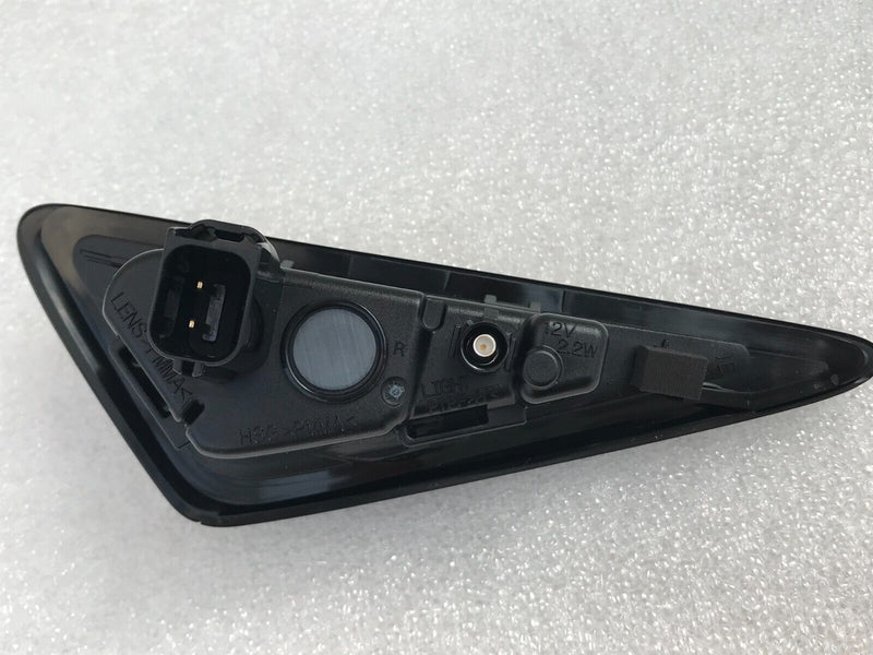 TESLA 3 / Y    **NEW GENUINE  FRONT FENDER LEFT & RIGHT SIDE TURN SIGNAL CAMERA