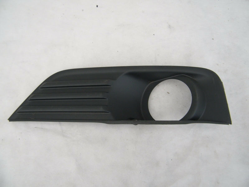 FORD FOCUS MK2 2004-2011 FRONT RIGHT FOG LIGHT GRILL 4M51-19952-A (F10)