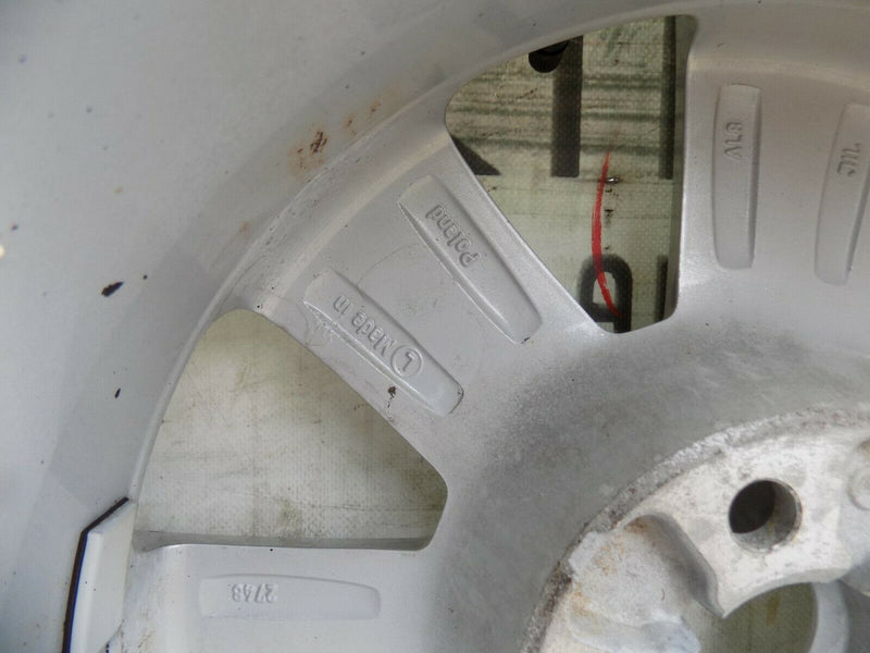 Genuine Audi A1 15" Alloy Wheel With Tyre 6.5Jx15 H2 8X0601025