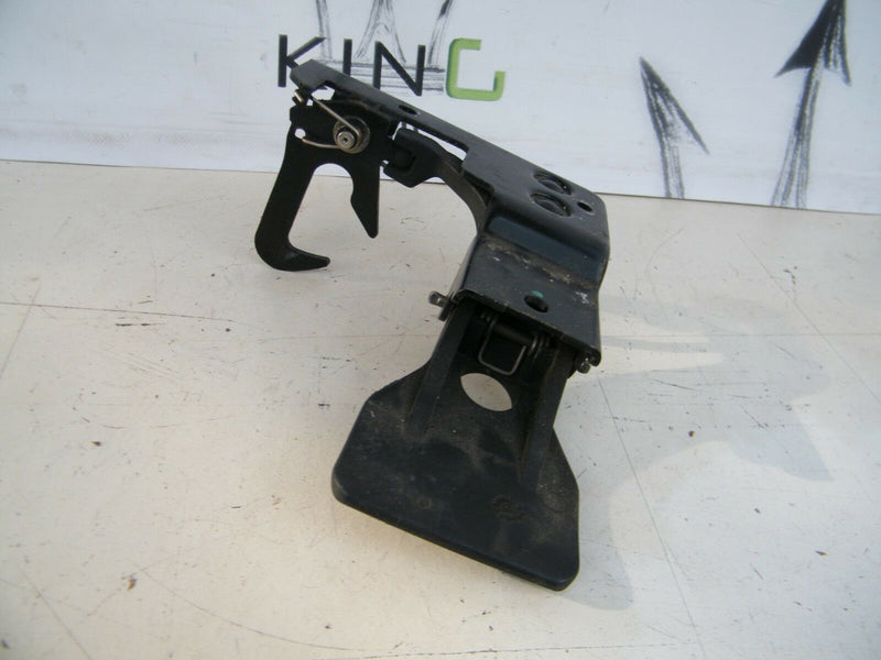 AUDI A3 (8P) 2003-2012 BONNET HOOK HANDLE / MECHANISM 8P0823480A