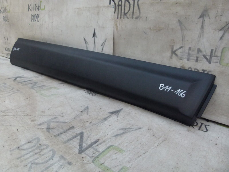NISSAN QASHQAI J11 2013-17 FRONT RIGHT DOOR TRIM GENUINE 808704EA0A