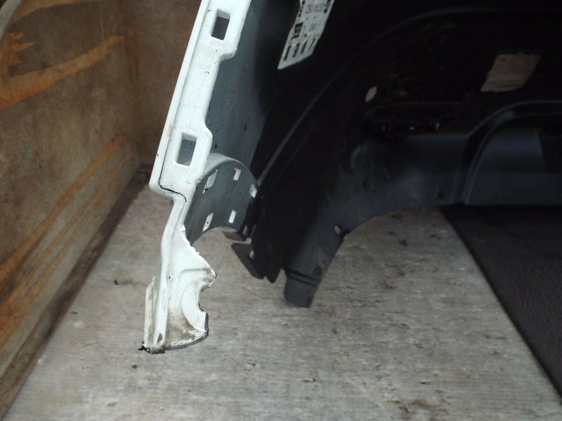 Nissan Qashqai 2014 2015 2016 Rear Bumper Genuine White (3784)
