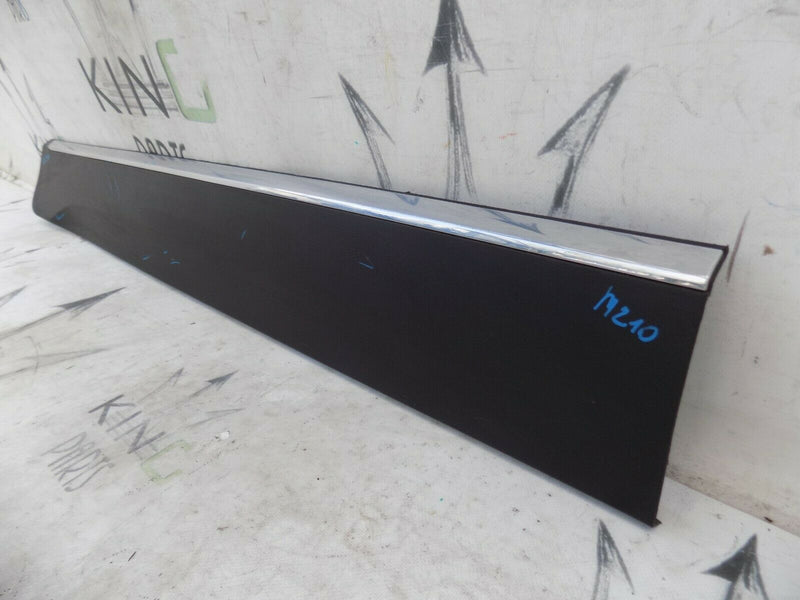 FORD ECOSPORT 2018-ON GENUINE LEFT SIDE FRONT DOOR LOWER TRIM GN1520849ACW